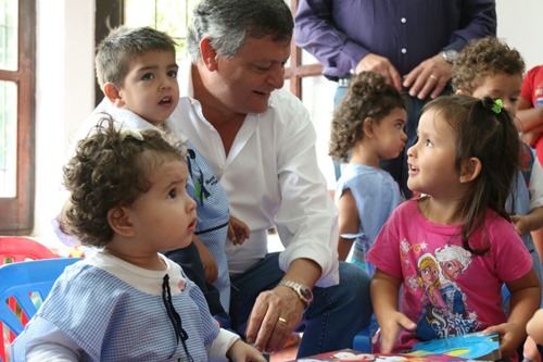 Guarder a Materna Infantil MIMITOS festejo el d a del ni o