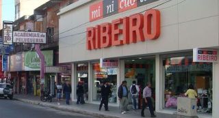 Crisis en Ribeiro cierran sucursales y est n en riesgo m s de